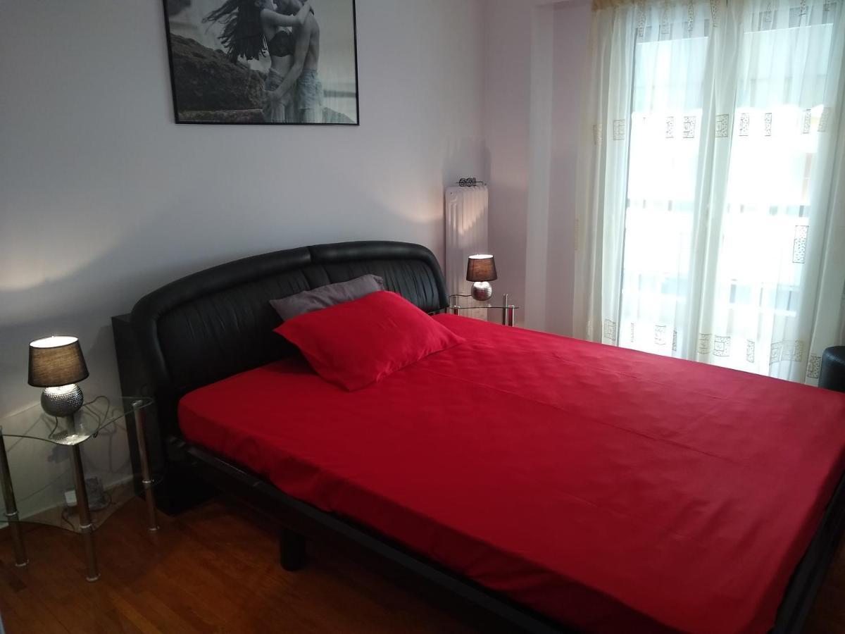 Acropolis Within 10 Minutes Walk! Classical Apartment And A Hostess At Your Side! Athena Bagian luar foto