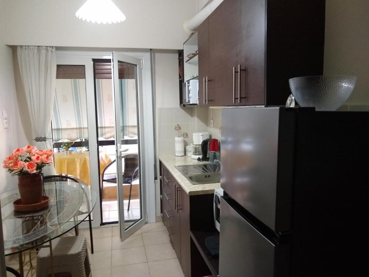 Acropolis Within 10 Minutes Walk! Classical Apartment And A Hostess At Your Side! Athena Bagian luar foto
